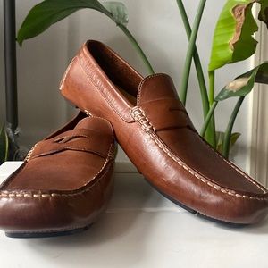 NEW COLE HAAN LOAFERS